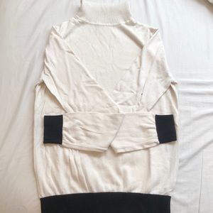 Forever 21 White Turtleneck